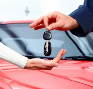 LÝ DO NGƯỜI VIỆT NÊN THUÊ XE DU LỊCH THAY VÌ MUA?